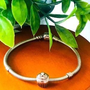 Pandora CUPCAKE CHARM with gold top. Authentic.